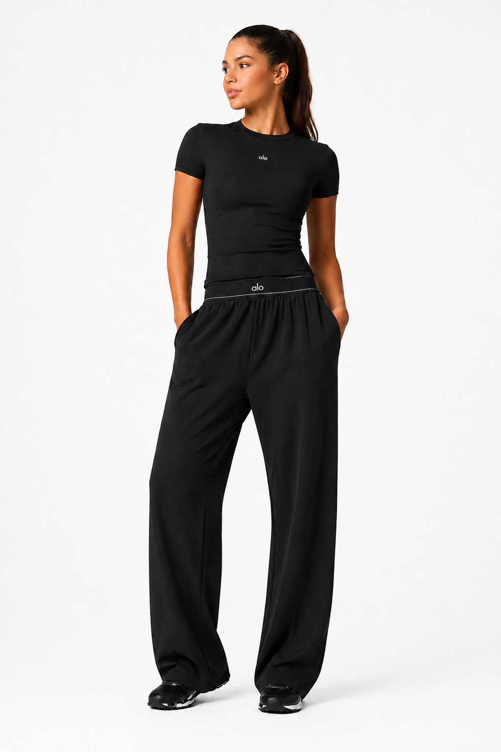 T-SHIRT SCULPTANT & JOGGING FLUIDE – ENSEMBLE NOIR